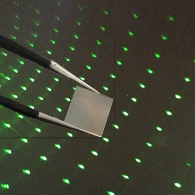 2pcs Star Diffraction Gratings Lens 8*8mm  for Star Laser Show Stage lighting - Image 1 of 4