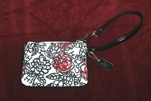Cartera monedero COACH Change MINI correa de muñeca con cremallera ¡NUEVA sin etiqueta!! - Imagen 1 de 6