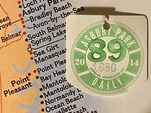 ✅ 2014 ASBURY PARK, NJ Beach Badge, Beach Tag, Bruce Springsteen Interesse - Bild 1 von 3