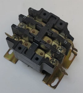 Furnas 42BE35AJ226 Contactor , w/ 75D56632J Coil 24V  - Picture 1 of 10