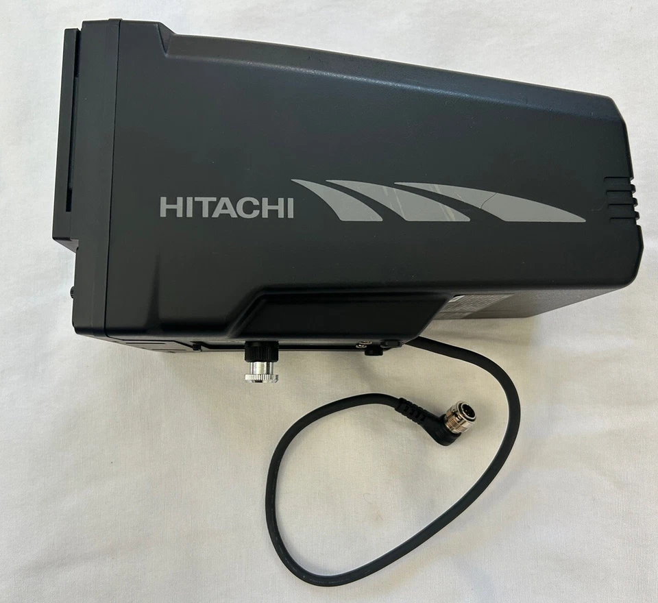 Visor Hitachi GM-51 2004 hecho en Japón 0482366 potencia 12 V 7,6 W Foto 1 de 4