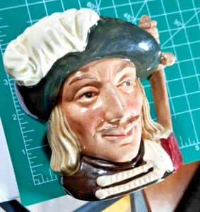 ROYAL DOULTON 1955 TOBY MUG ARAMIS 4" TALL D6454 ONE OF THE 3 MUSkETEERS - Picture 1 of 3