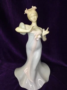 Lady Figurine In Blue Dress With Flowers In Her Hair 8'' - Picture 1 of 8