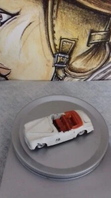 DINKY-TOYS d'origine SIMCA 8 sport 24 S pour pièces ou restauration. - Photo 1/4