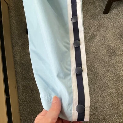 Pantalones cortos deportivos Prospirit para mujer de nailon con pista de viento S azules. Foto 1 de 4