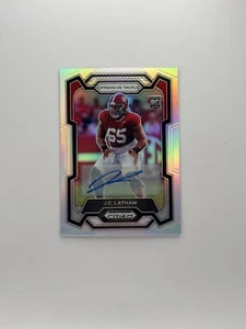2024 Panini Prizm Draft Picks - J.C. Latham #135 Silver Prizm Auto - Foto 1 di 2