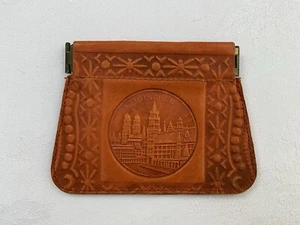 Vintage Embossed Push Open Leather Coin Holder Munchen Munich Germany - Picture 1 of 5