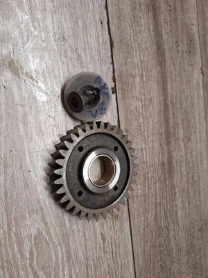 VW T5 Multivan Zahnrad Stirnrad Motor 070109437 Zahnrad AXE - Bild 1 von 4