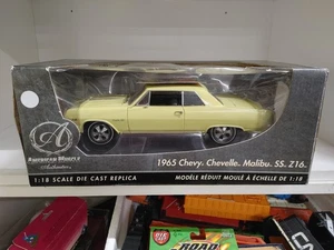 American Muscle Authentics 1965 Chevy Chevelle Malibu SS Z16 Diecast 1/18 - Picture 1 of 8