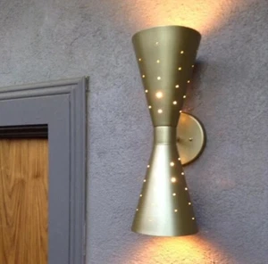 Atomic 50's 60's style mid-century modern bow tie dual cone wall sconce lamp - Picture 1 of 8