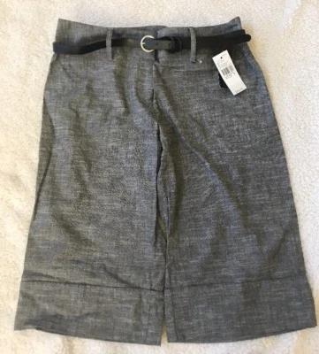 Bermudas BCX para mujer talla 9 negras delanteras planas elásticas con cinturón nuevas con etiquetas Foto 1 de 4