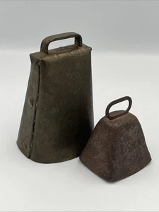 Vintage Brass (5”) & Metal (2.5”) Pair Of Cow Bells - 5” Missing Clapper - Picture 1 of 18