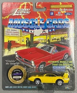 Johnny Lightning Muscle Cars USA 1/64 Daytona Yellow 1970 Plymouth Superbird NIP - Picture 1 of 8