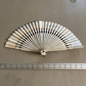 Vintage Wooden & Paper Hand Fans Fold Up 1940-1950 Japan White Handcrafted - Picture 1 of 8