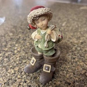 Enesco The Heart Of Christmas Karen Hahn ELF IN SANTA’S BOOTS 4034460 - Picture 1 of 8