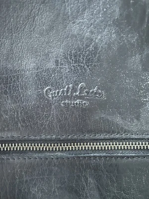 Gusti Leder Studio, Umhängetasche/ Weekender Damen, schwarz B20xL44xH27, wie Neu - Bild 1 von 4