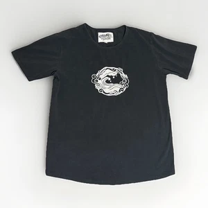 Camiseta De Colección Y2K Action Wave Gráfica S History’s Strongest Surf Skate Streetwear - Imagen 1 de 6