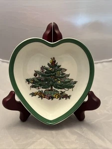 (297) Vintage Spode Christmas Tree 4" Heart Shaped Trinket Dish England S3324-J - Picture 1 of 2