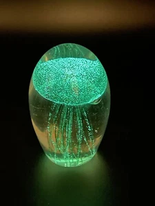 Jelly Fish Paper Wieght GLOW IN THE DARK Green & Clear Art Glass 3.5" Sealife - Picture 1 of 9