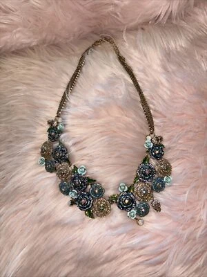 Collar calaveras y rosas Betsey Johnson azul rosa flor calavera AB Foto 1 de 4