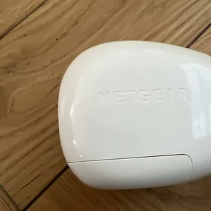 Netgear Arlo Wire-Free Wifi Indoor Security Camera (VMC3030) Connect Fault H11 - Picture 1 of 11