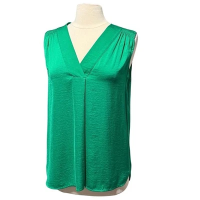 Vince. Green Satin Shoulder Smocked Sleeveless Tank Top Size Medium - Image 1 of 4