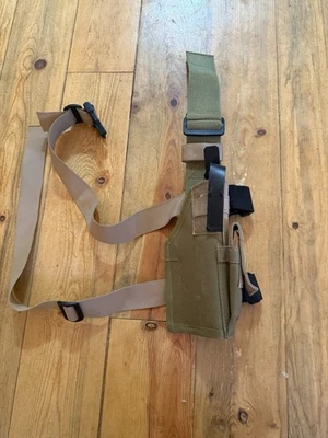 Plataforma MOLLE Tactical Tailor Drop-Leg - Hecha en Tacoma, WA, EE. UU. Foto 1 de 3