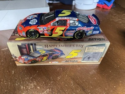 TERRY LABONTE #5 KELLOG’S / FATHER’S DAY 2004 CHEVY MONTE CARLO Limited Edition - Image 1 of 4