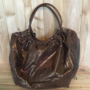 Rouched Bag w/Side Zipper Pocket large metalic Bronze Daisy Fuentes - Picture 1 of 9