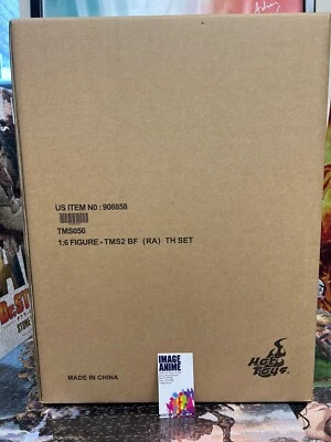 Hot Toys "Star Wars: The Mandalorian" Boba Fett™ (Repaint Armor) and Throne - Image 1 of 4