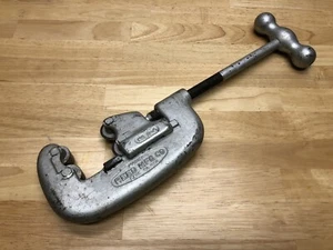 Reed MFG Co. Pipe Cutter Erie PA USA No. 2-4 Heavy Duty 1/2" - 2" - Picture 1 of 9