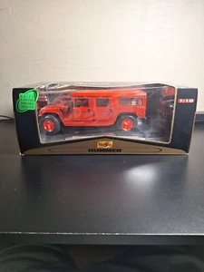 Maisto Hummer 4 Door Wagon Premiere Edition Showroom Display 1:18 Scale - Picture 1 of 24
