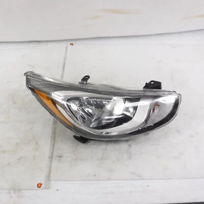 TYC 右侧卤素车头灯 20-12693 适合 2012-2014 现代口音 — 第 1/3 张图片