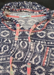 Mauries Women's/Juniors T Shirt Light Weight Hoodie Size M Color Blue &White... - Picture 1 of 7
