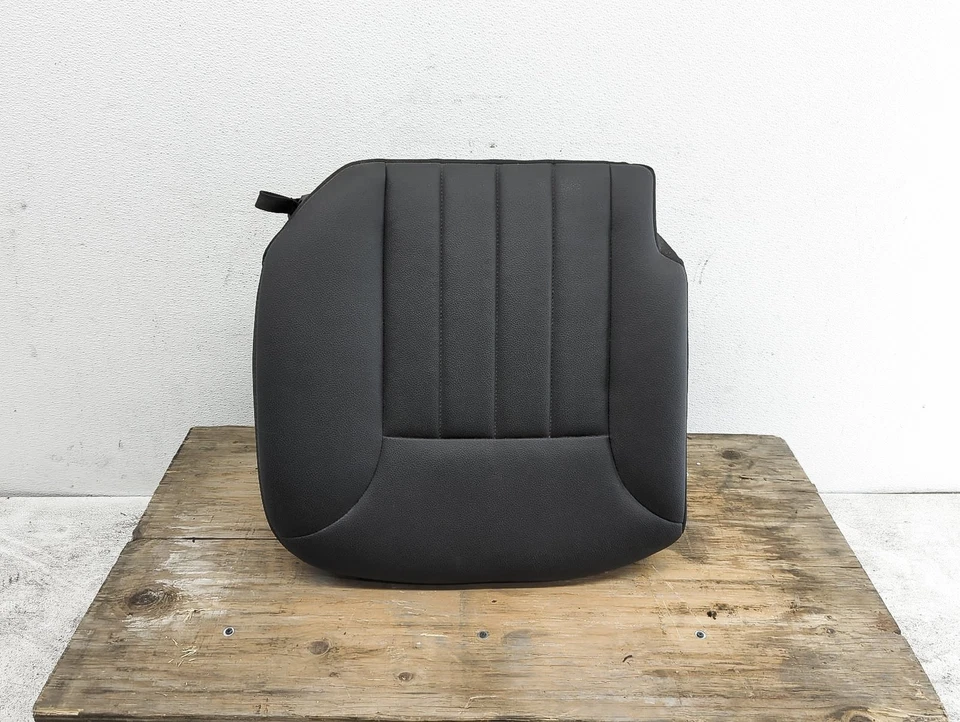2003-2015 Mercedes-Benz Ml350 Rear Passenger Lower Bottom Seat Cushion - Image 1 of 4