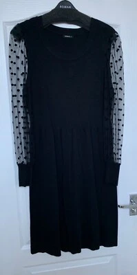 Novo Vestido Jumper ROMANO Preto de Malha com Mangas Transparentes Detalhe de Bolinhas, Tamanho 16 - Imagem 1 de 4