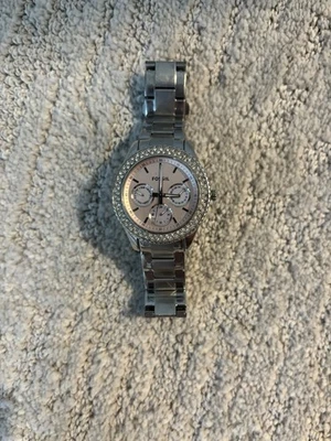 Reloj fósil de oro rosa para mujer Foto 1 de 4