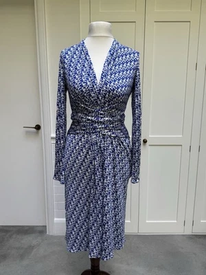 Exquisite Issa Dress UK14 royal blue and white silk wrap over front dress. Cute - Image 1 of 4