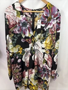 Express NWT Floral V-Neck Long Sleeve Twist Front Romper Dark Romantic - Picture 1 of 10