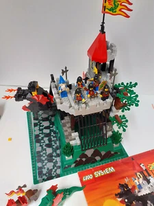 LEGO 6082 Fire Breathing Dragon fortress - complete 100% with manual - Picture 1 of 6