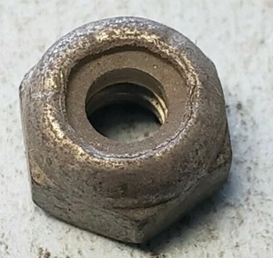 Obsolete GENUINE NOS VINTAGE Poulan Self-Locking NUT BAR PIN Original 15056 MANY - Picture 1 of 3