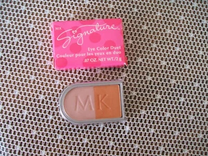 Mary Kay Signature Eye Color TOOTI FRUITI DUET ~ New In Box - Picture 1 of 2