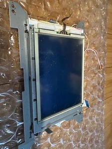 Korg Triton Extreme 61 Tasten Bildschirm Einheit Panel mit Schrauben und Kabeln - Bild 1 von 2