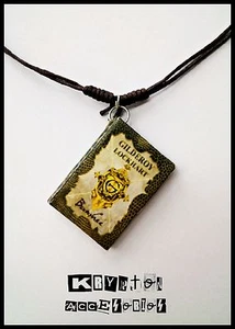 Collar Ajustable Mini Libro BANSHEE Gilderoy Lockhart HARRY POTTER Hogwarts - Imagen 1 de 3