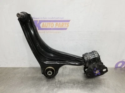 Ford Fusion 19 2019 brazo de control inferior pasajero delantero derecho tracción delantera  Foto 1 de 4