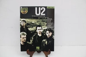 U2 - Guitar Play-Along Volume 121 (BookCd) - Paperback By U2 - Imagen 1 de 5