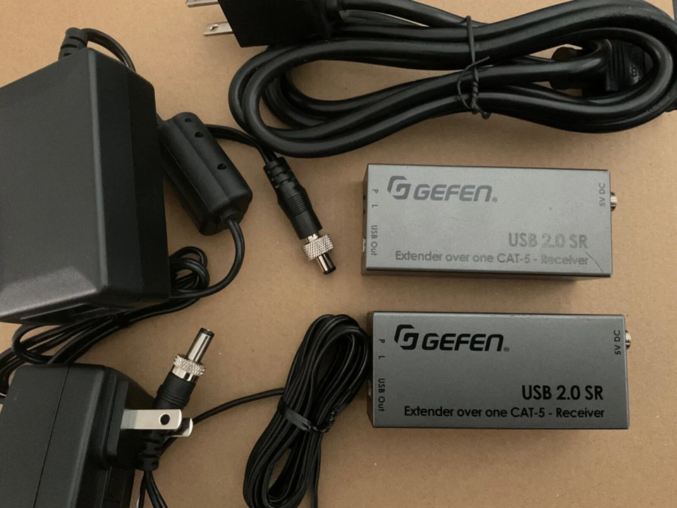 Gefen EXT-USB2.0-LR Cat5 USB 2.0 Extender S & R con cables de alimentación (04202024) Foto 1 de 1