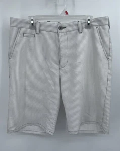 Travis Mathew Mens Size 36 Flat Front Chino Golf Shorts Cream/White - Picture 1 of 6