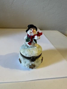 Snowman Frosty Small Ceramic Trinket Box Happy Holidays - Picture 1 of 2
