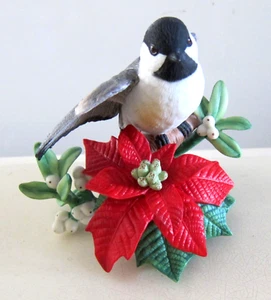 LENOX CHRISTMAS CHICKADEE BIRD FIGURINE 1997 IN STYROFOAM BOX - Picture 1 of 7